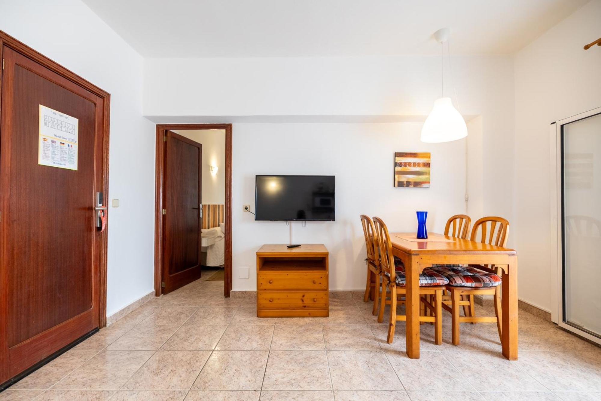 Hostal Doris - Adults Only Колонья Сант Джордин Номер фото